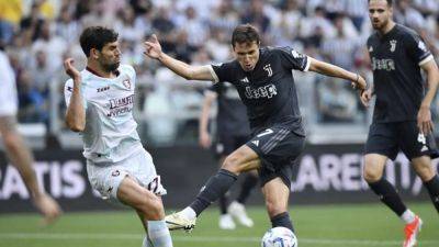 Late Rabiot goal salvages home draw for Juve against Salernitana