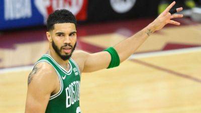 Rich Paul - Jayson Tatum - Donovan Mitchell - Celtics outlast hobbled Cavaliers to take 3-1 series lead - ESPN - espn.com - county Cleveland - county Cavalier