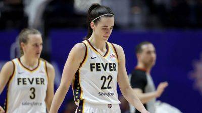 Caitlin Clark - Caitlin Clark's WNBA debut overshadowed by record turnover night: 'We’ve got to help her out' - foxnews.com - New York - state Indiana - state Iowa - state Connecticut