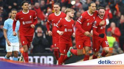 Liverpool Menatap Transisi Era, Van Dijk Takut Gak?