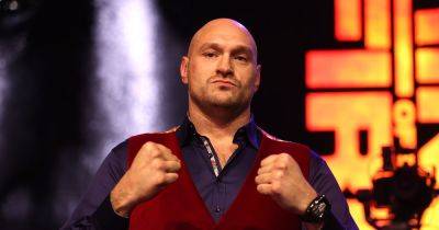 Tyson Fury handed risky blueprint to defeat Oleksandr Usyk with 'messy' tactic