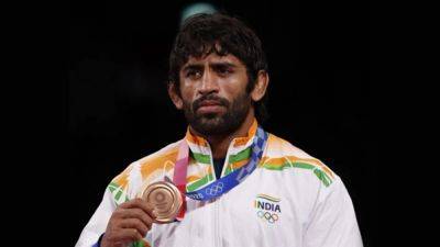 International - International Wrestling Body Suspends Bajrang Punia Till The End Of 2024 - sports.ndtv.com - Russia - India