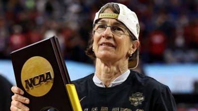 Stanford to name court after retired coach Tara VanDerveer - ESPN - espn.com - state Ohio - state Idaho